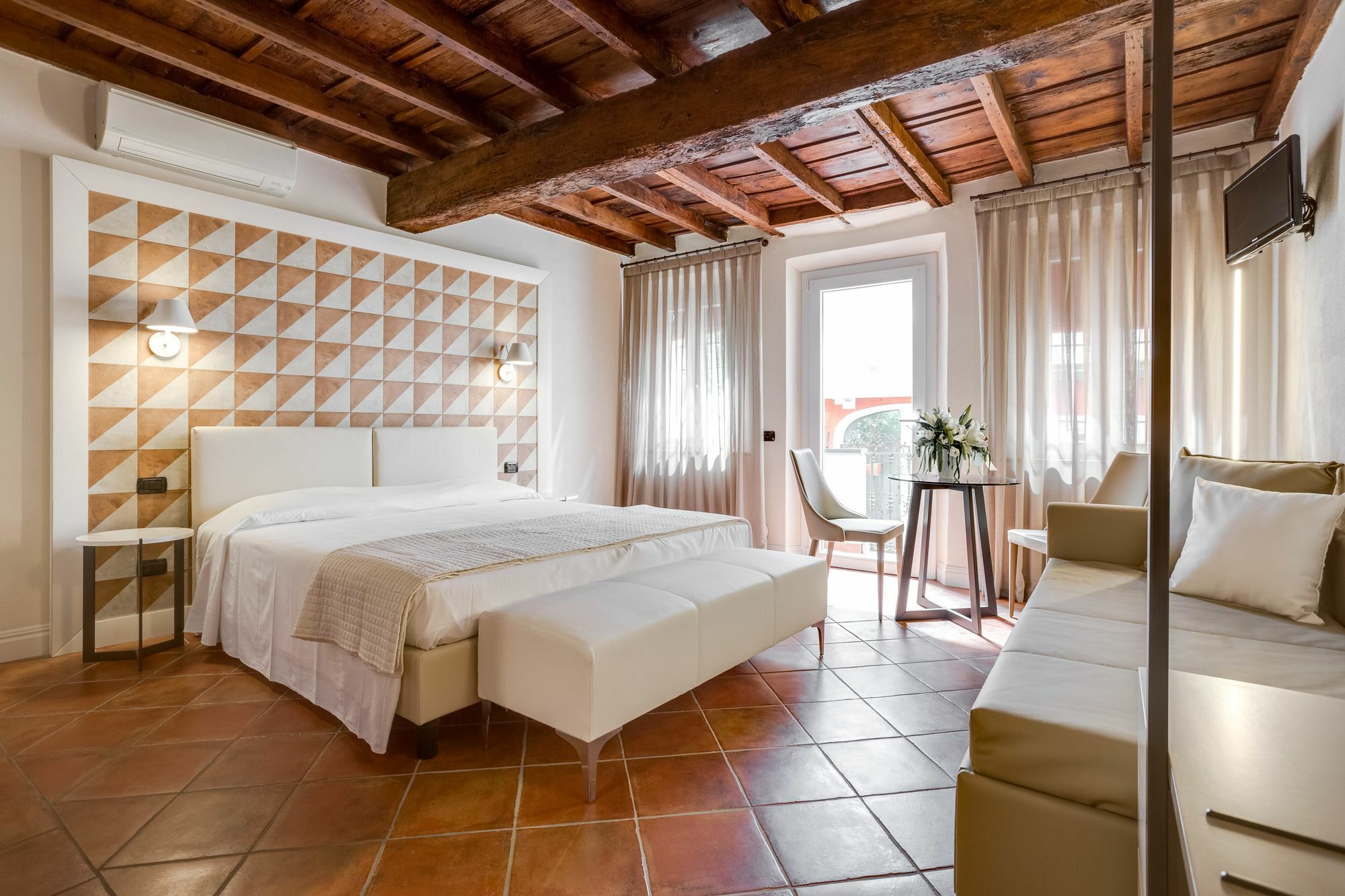 Ferrara Rooms Εξωτερικό φωτογραφία